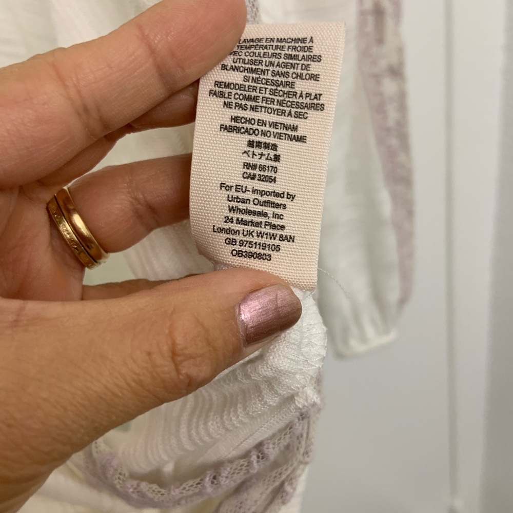 SOLD White Lace Valley City Long Sleeve XS - Picture 6 of 6